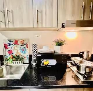 Value For Money Mall Of - Aseana Center Apartment Manila